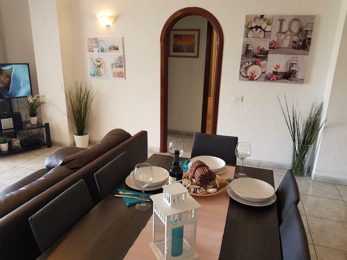 San Marino With Heated Pool, Only 450 Meters To The Beach, Wifi Arona  Extérieur photo